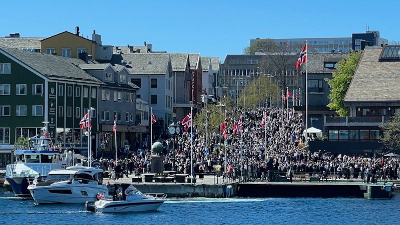 Piren og kaibakken i Kristiansund