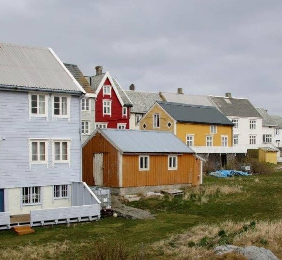 Lyst hus på Grip